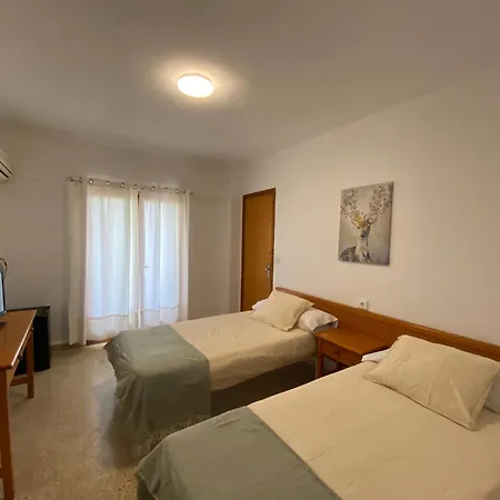Ch El Quijote Guest house *
